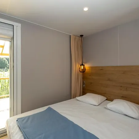 Campsite Les Dunes Le Bois-Plage-en-Re